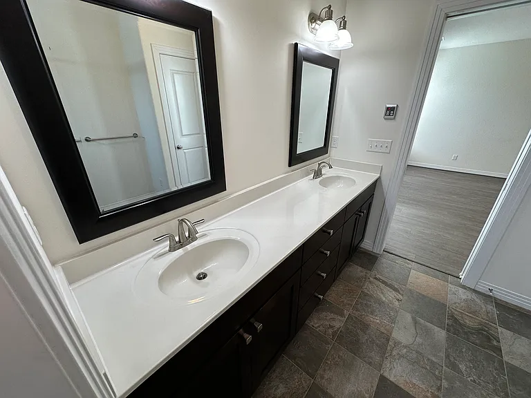 2212 Martlet Ln — Photo 25
