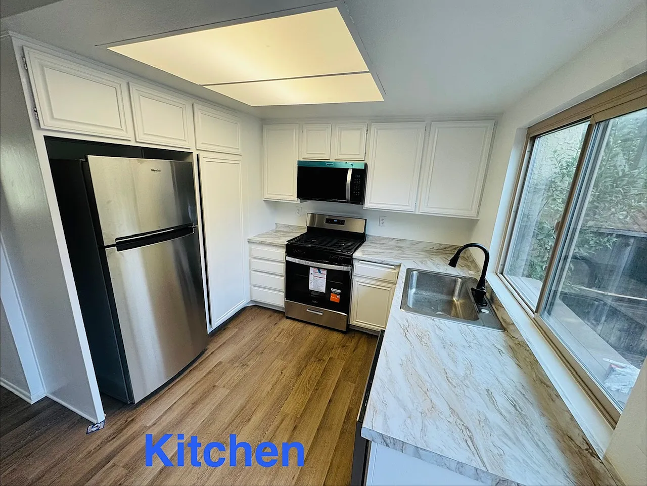 3 bed, 2.5 bath, 1344 sqft, $3,950 — Photo 1