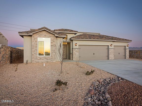 3rd image of 4554 Mesa Moreno Dr