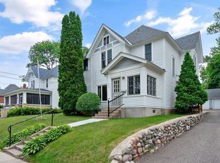 721 Olive St W #1, Stillwater, MN 55082