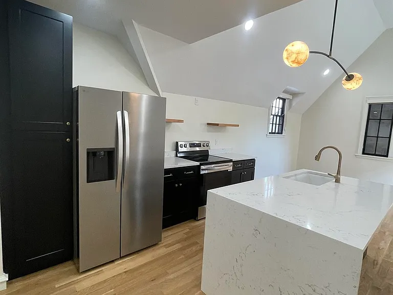 1005 Madison Ave — Photo 24