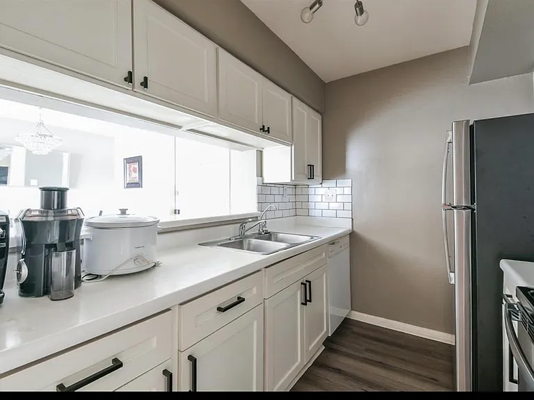 8529 Hearth Dr #25 — Photo 29