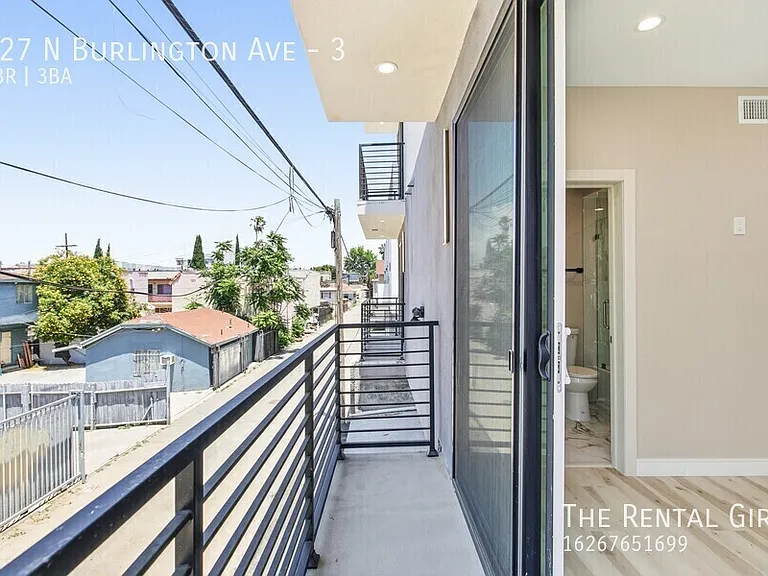 227 N Burlington Ave #3 — Photo 17