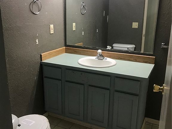 5th image of 2730 SE Berger Ln