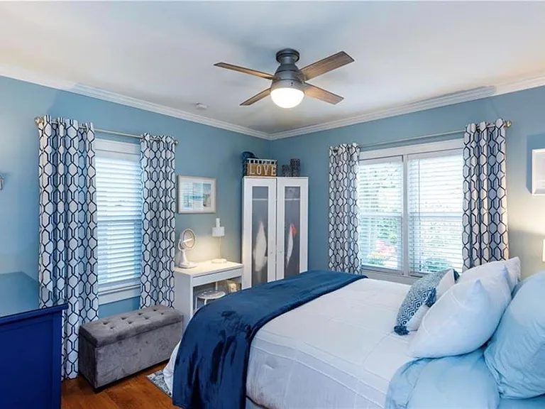 1426 Clermont Ave — Photo 17