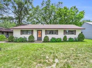 2003 Sangamon Dr, Champaign, IL 61821