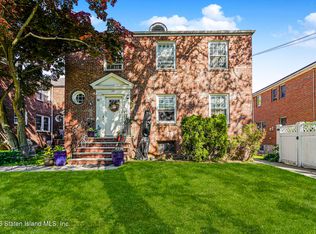 175 3rd St, Staten Island, NY 10306