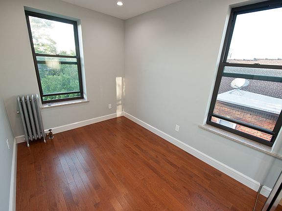 4th image of 25-60 45th St