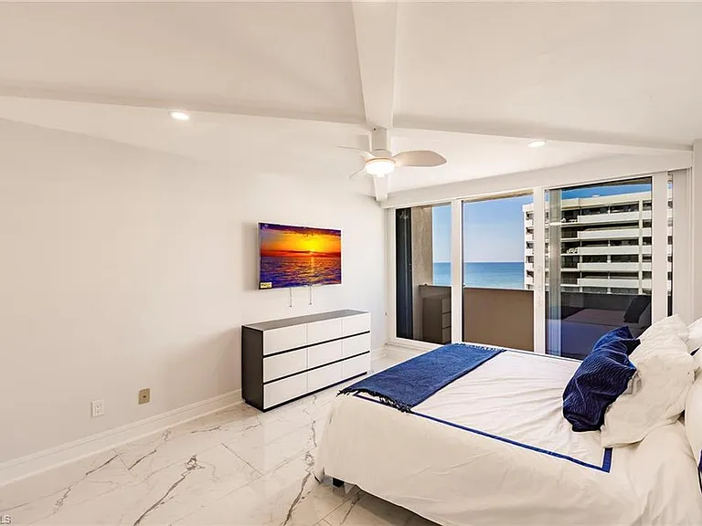 4001 Gulf Shore Blvd N #1104 — Photo 15