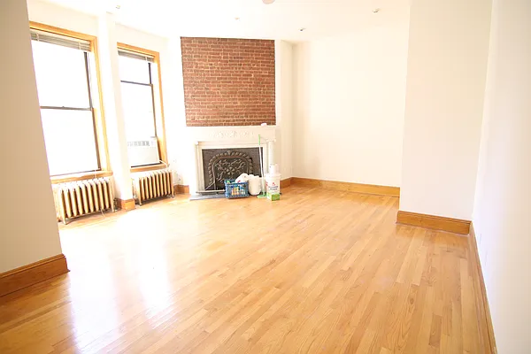 Rented by America Mecca Realty LLC | media 13