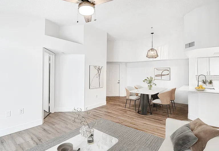 Palm Trace Landings Apartments — Photo 44