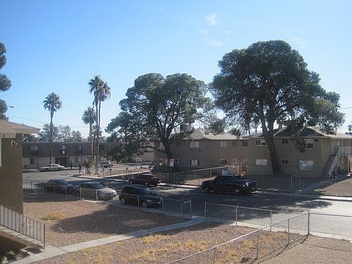 2nd image of 520 North Cir APT 4