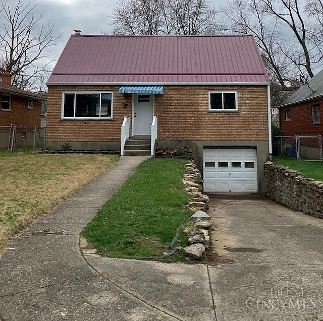 1st image of 8365 Bobolink Dr