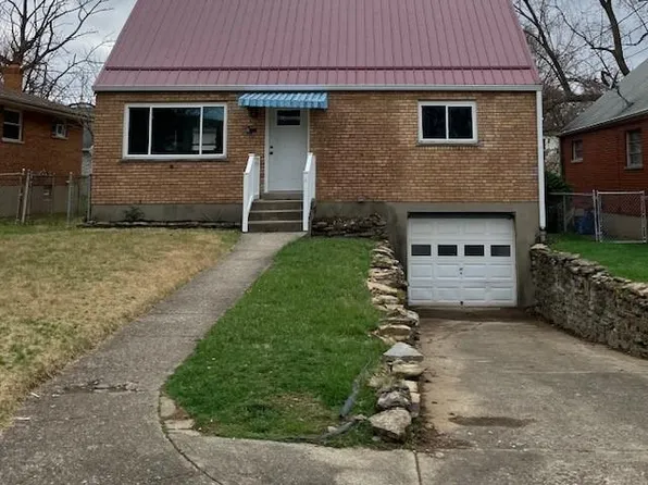 8365 Bobolink Dr, Cincinnati, OH 45231