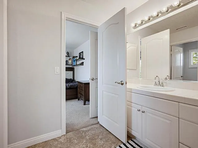 3238 Elysia St — Photo 44