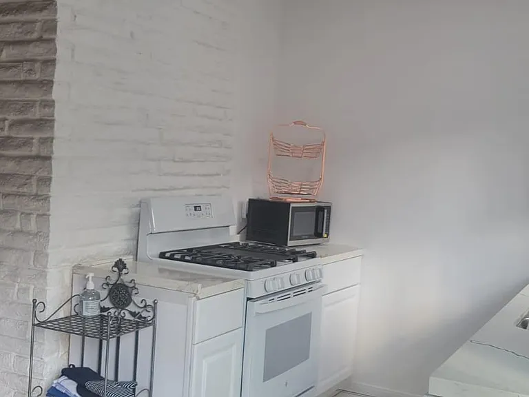 1430 Manhattan Beach Blvd #2 — Photo 8