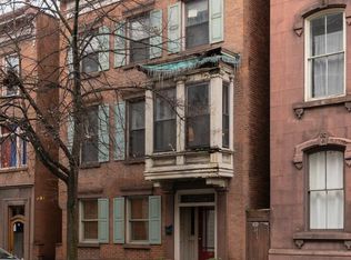 89 4th St, Troy, NY 12180