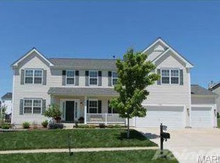 1556 Legacy Cir, Fenton, MO 63026