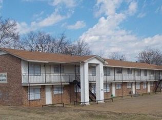 401 E McReynolds St APT 5, Daingerfield, TX 75638