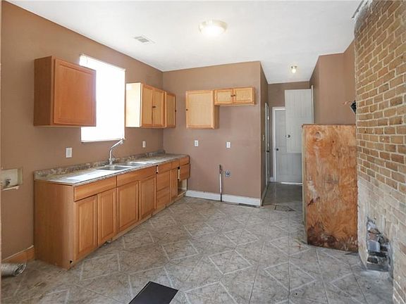 5th image of 2334-36 N Miro St