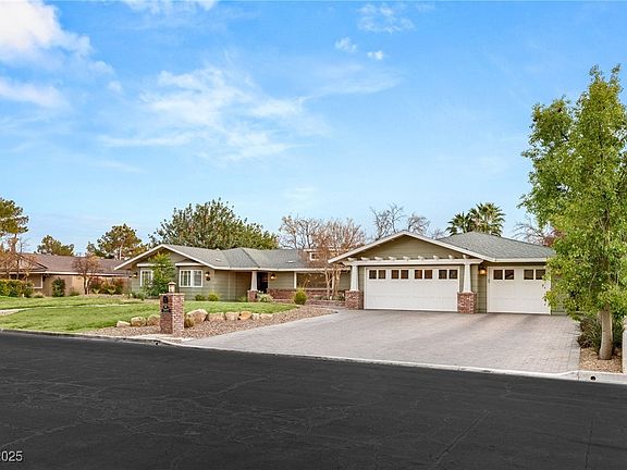 3rd image of 3105 Conners Dr