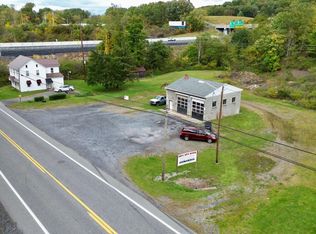 435 S Breezewood Rd, Breezewood, PA 15533