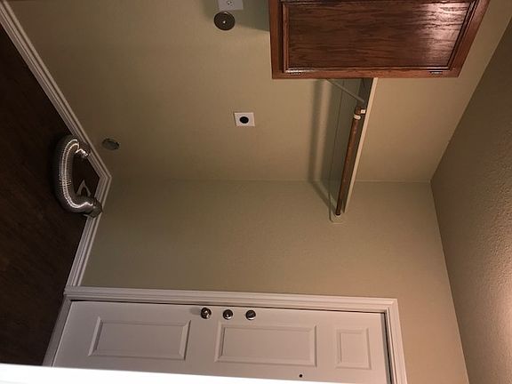 5th image of 406 Study Hall Loop APT B