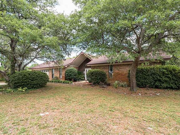 3rd image of 11 Mariner Ln