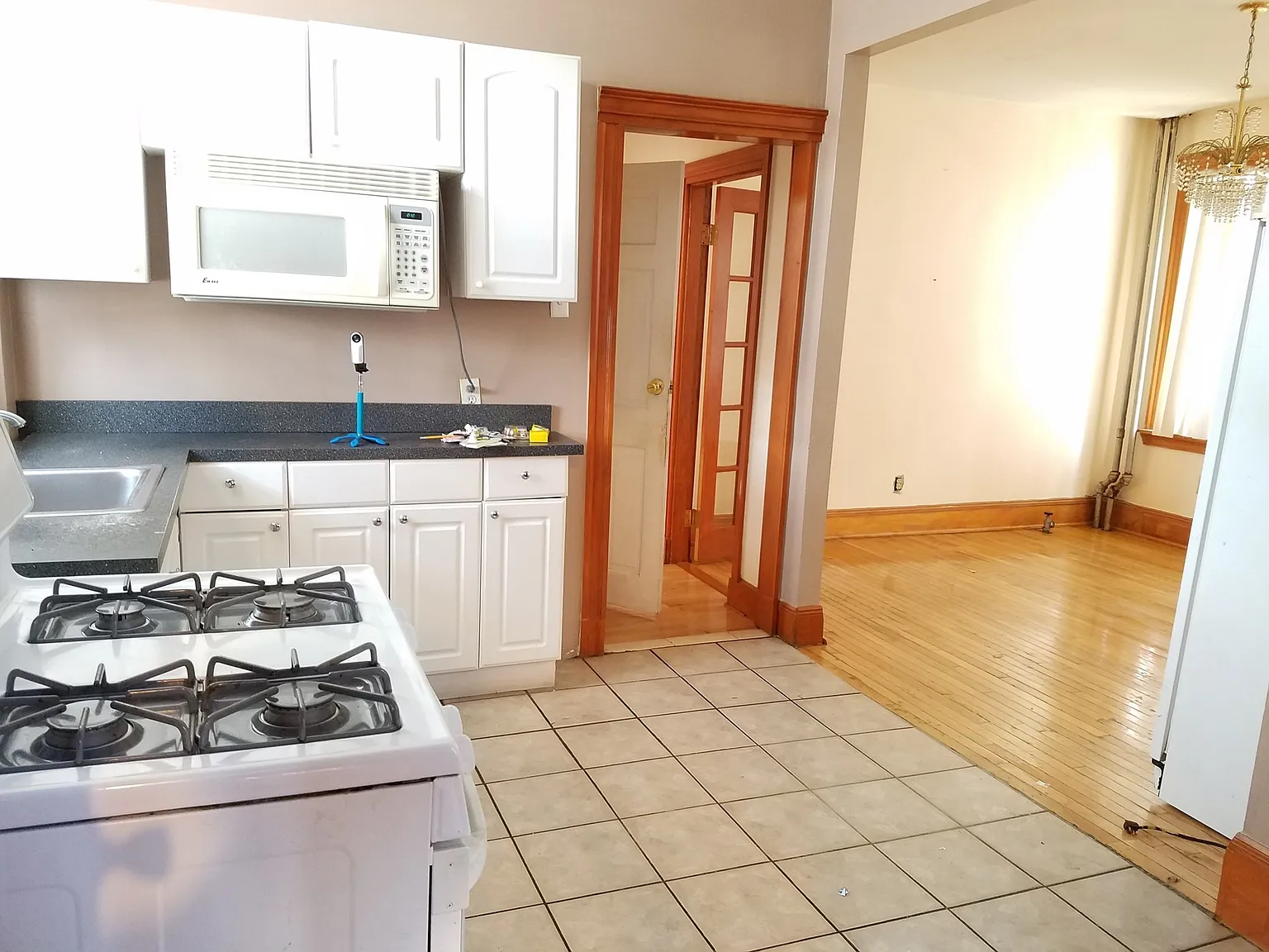 4 bed, 1200 sqft, $2,800 — Photo 3
