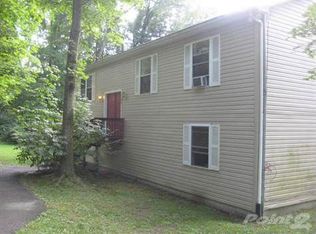 1808 Baldwin Rd, Yorktown Heights, NY 10598