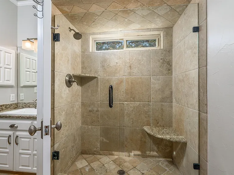 3209 Gary Dr — Photo 34