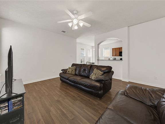 4th image of 4108 McLister Dr