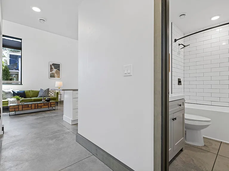 2415 Pacific St #101 — Photo 26