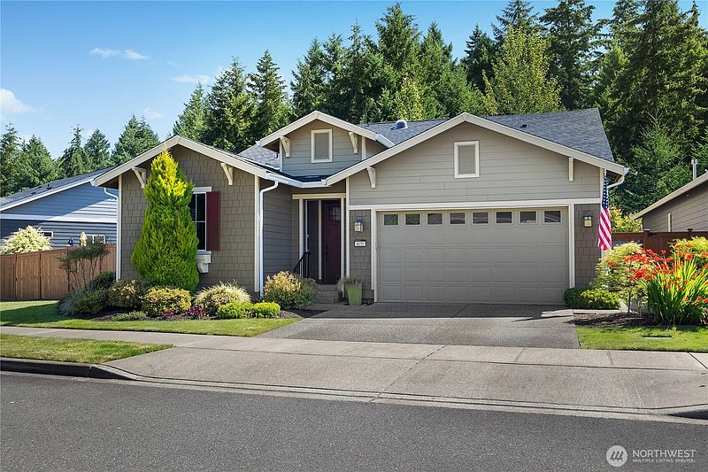 2nd image of 4650 Meriwood Drive NE