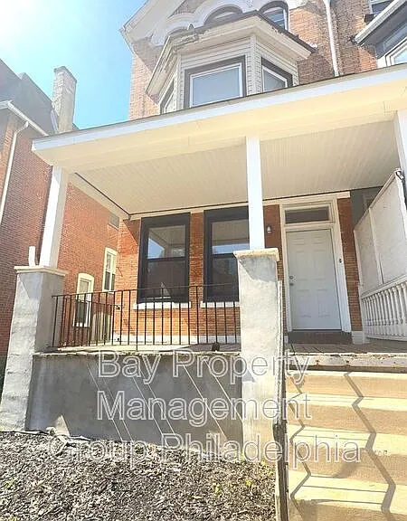 451 W Bringhurst St #1 — Photo 1