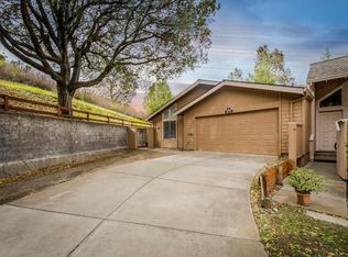 22991 Longdown Rd, Cupertino, CA 95014