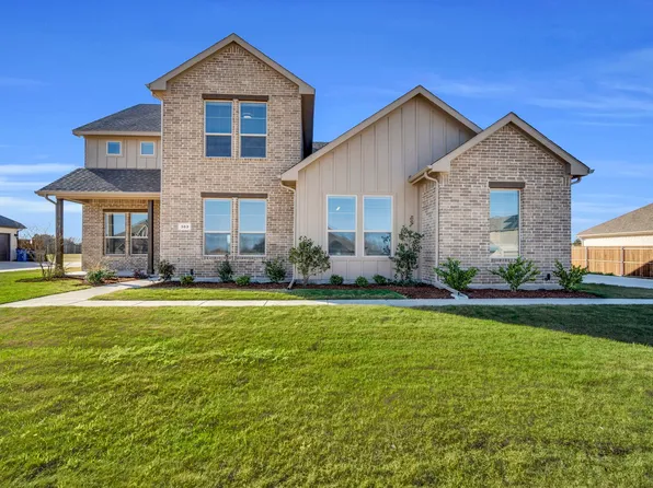 303 Crystal Lake Ln, Red Oak, TX 75154