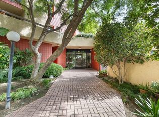 3961 Via Marisol APT 233, Los Angeles, CA 90042