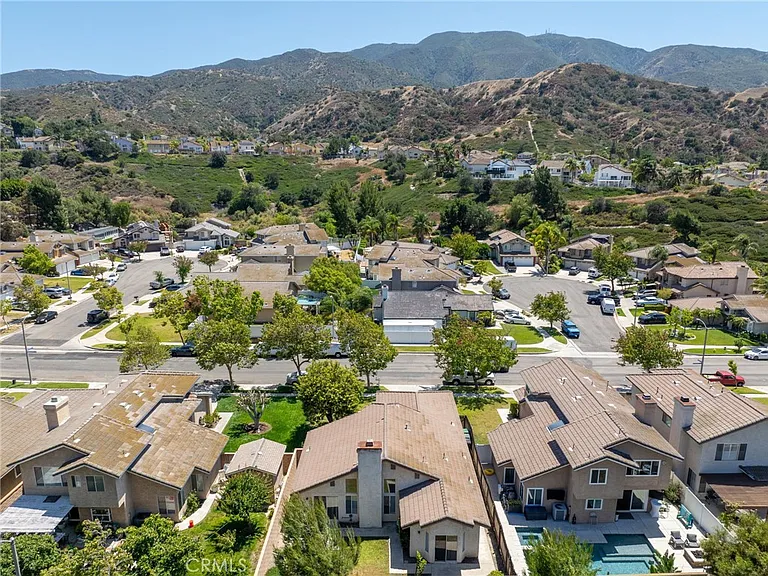 3321 Mountainside Dr — Photo 42