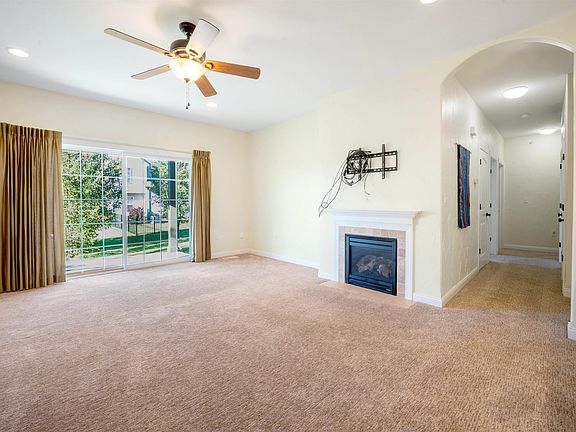 4th image of 4544 N Thornhill Dr #101D