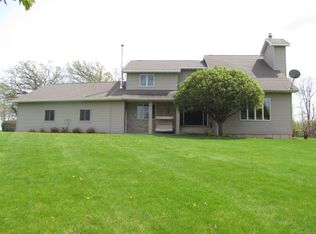 W1130 Weiner Rd, Columbus, WI 53925