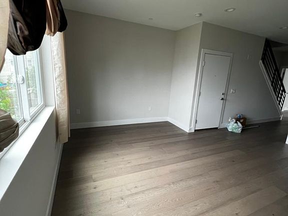 5th image of 428 W Norris St #2