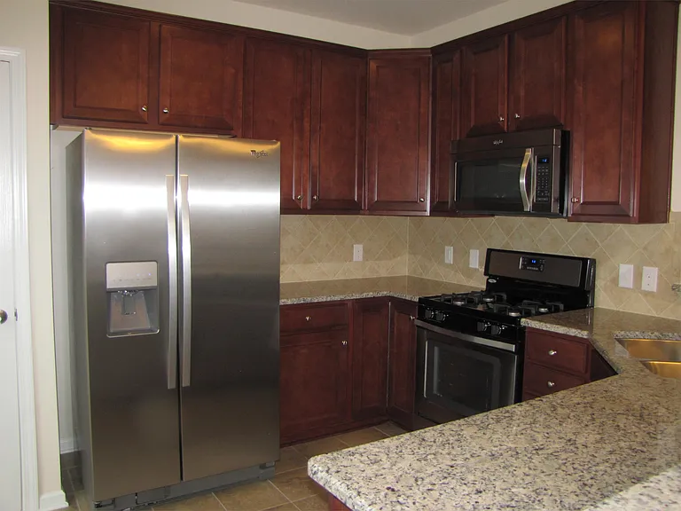 6032 Carrollton Ln — Photo 4