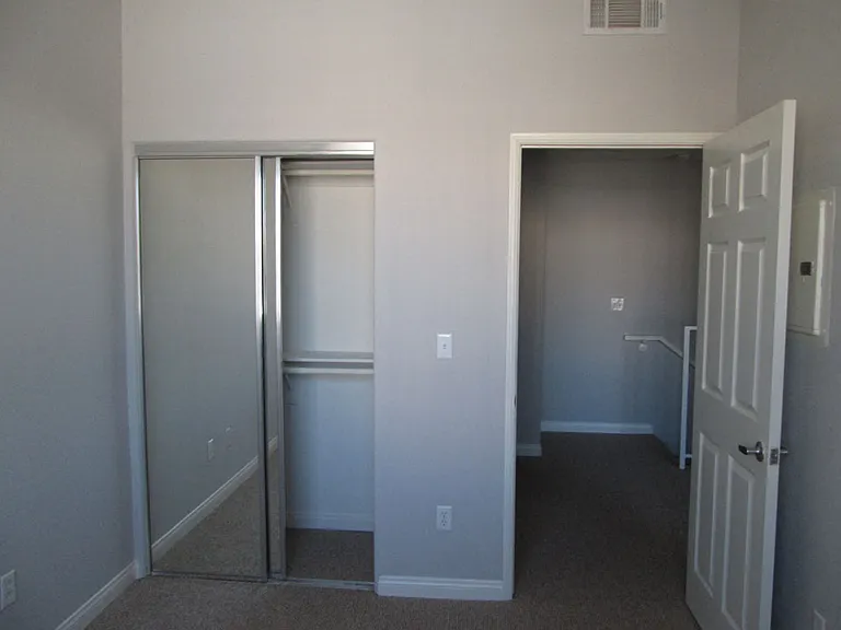 10133 Tabor St — Photo 22