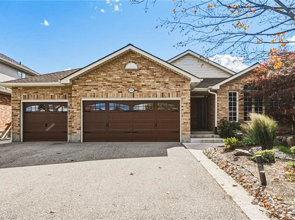 116 Attwood Dr, Cambridge, ON N1T 1P6