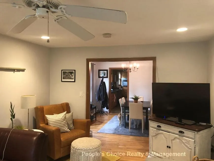 45 Thurston St #2
