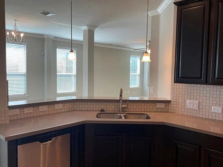 400A Hummingbird Ln — Photo 6