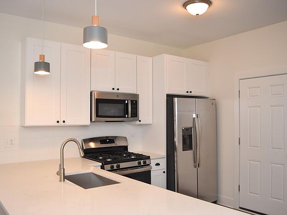 4th image of 1439 E 66th Pl #3