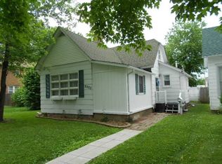 2003 N 11th St, Terre Haute, IN 47804