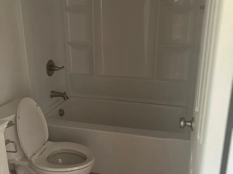1515 Greenview Dr — Photo 10